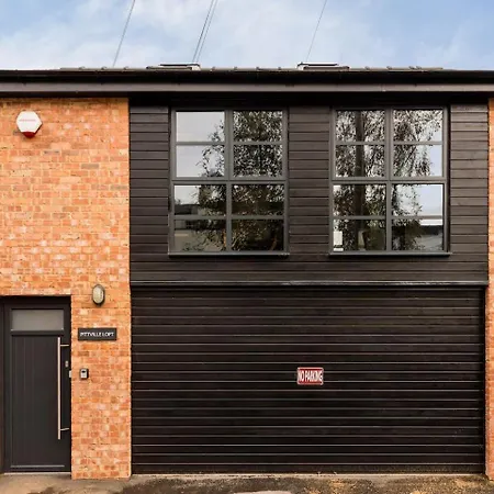 Pittville Loft Apartment - Central Cheltenham Highly Rated With Free Parking GLOUCESTERSHIRE Exterior photo