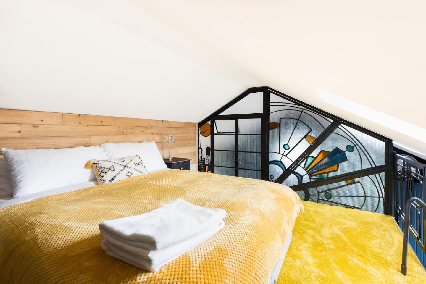 Pittville Loft - Cheltenham Highly Rated With Free Parking *