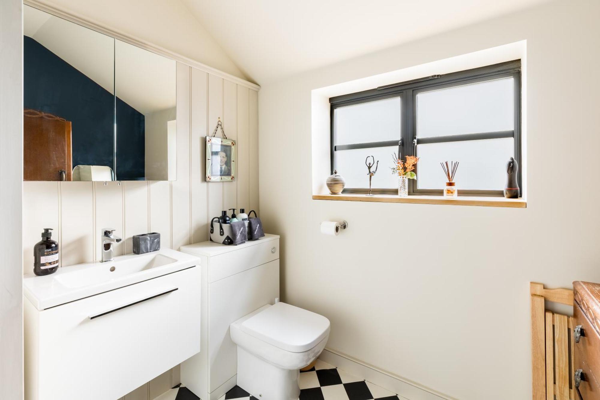 Apartment Pittville Loft - Cheltenham Highly Rated With Free Parking *